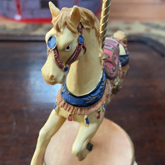 Carousel Horse Music Box - Picture 4 of 4